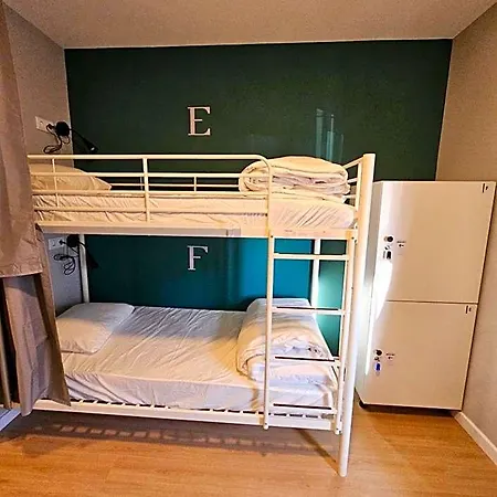 Hotel Aerostay *