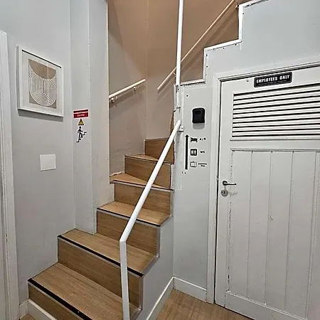 Aerostay Hotel
